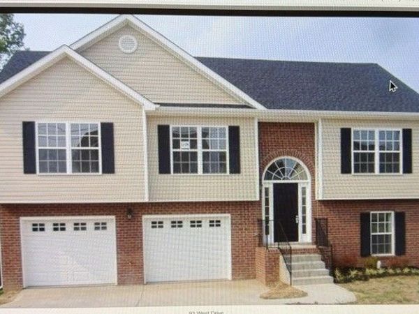 93 West Dr , Clarksville, TN 37040