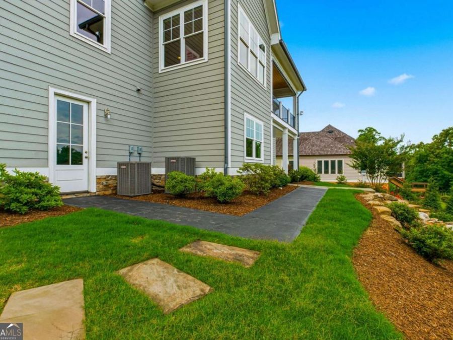 Property Image 101