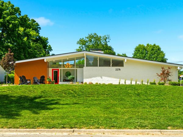 2276 Johnston Road, Upper Arlington, OH 43220