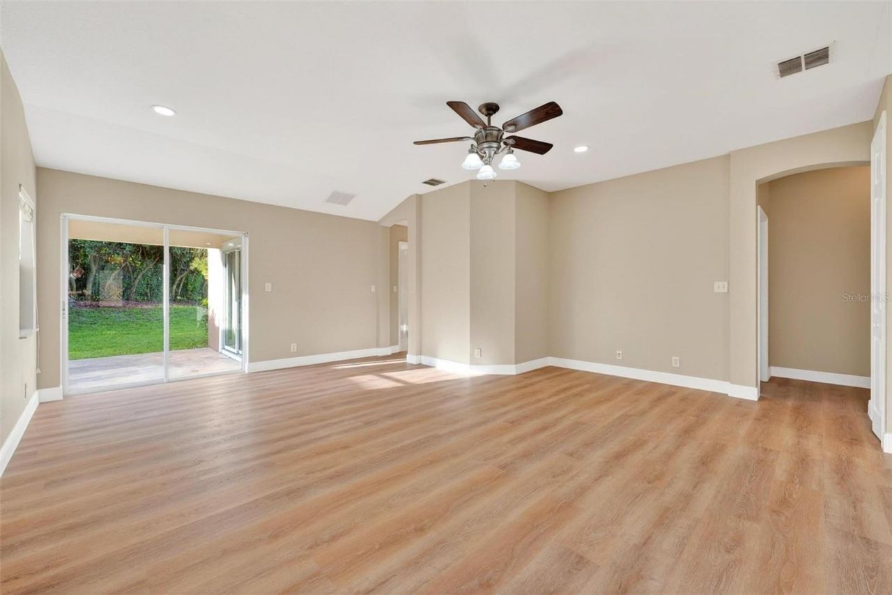 305 Ridgeway Boulevard , Deland, FL 32724 Photo