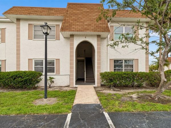 239 S MCMULLEN BOOTH ROAD , Unit 37, CLEARWATER, FL 33759