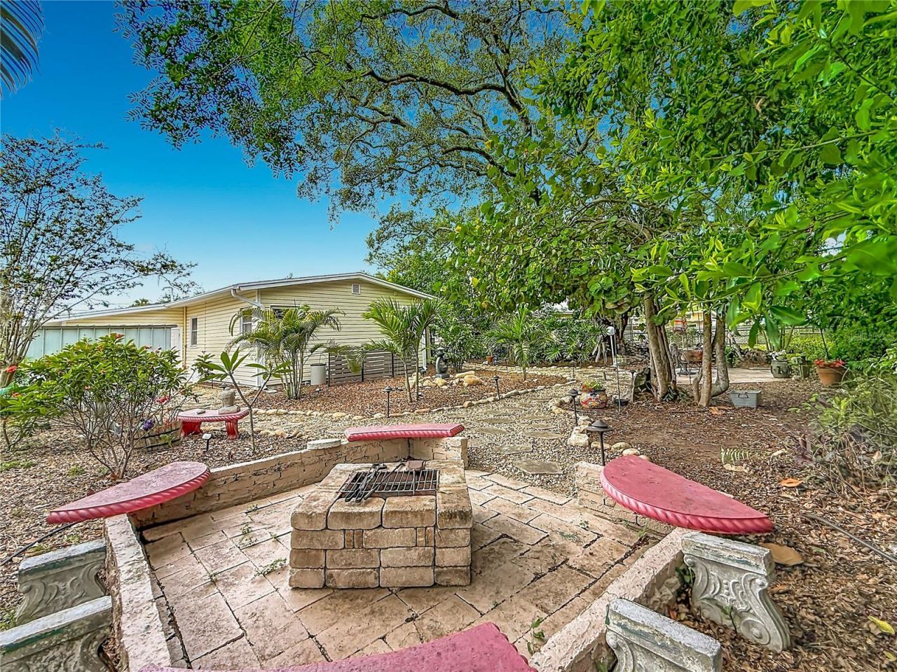 2045 Broadway, Clearwater, FL 33755 Photo