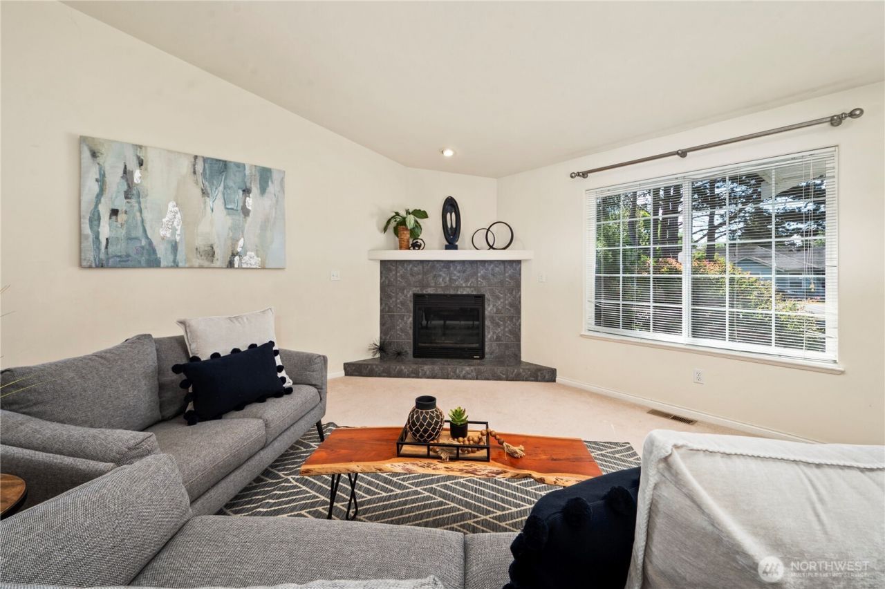 8171 Quinault Road , Blaine, WA 98230