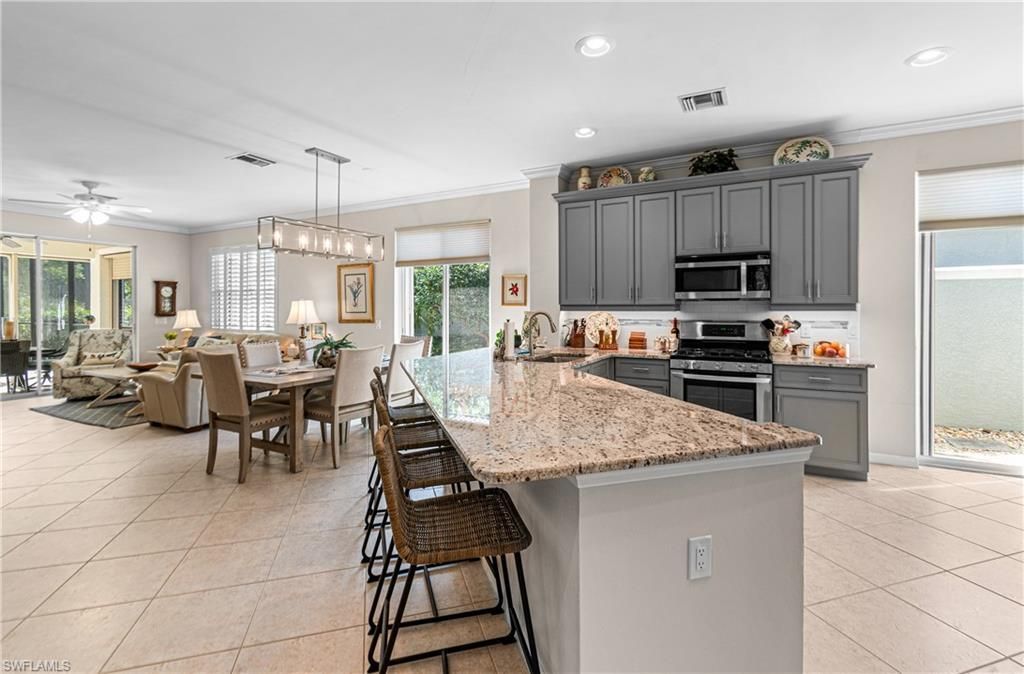 10633 Avila Cir, Fort Myers, FL 33913 Photo