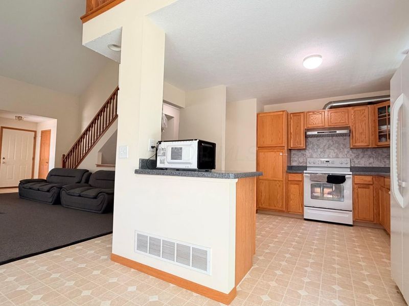 7143 Serenoa Drive, Reynoldsburg, OH 43068 Photo 13