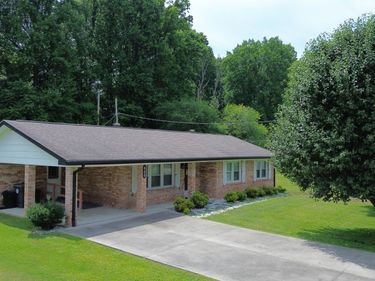 660 Oaklawn Circle, Corbin, KY 40701