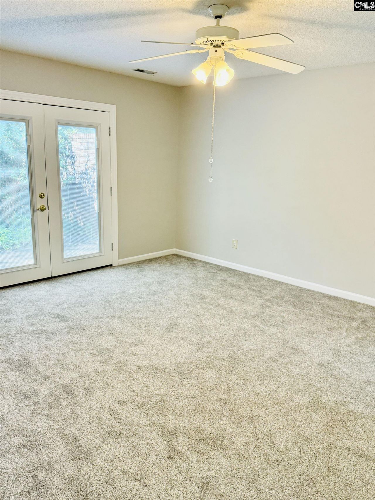 208 Patio Place  Photo 19