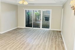 208 Patio Place  photo 4