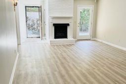 208 Patio Place  photo 4