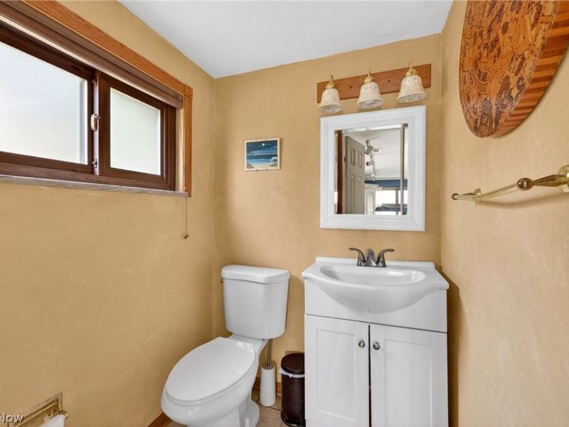 21439 Ellen Drive, Fairview Park, OH 44126 Photo 24