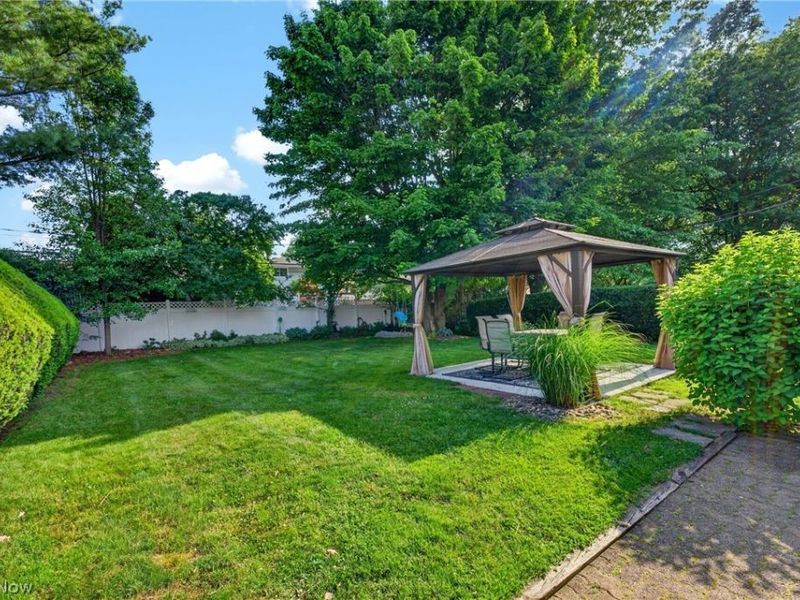 21439 Ellen Drive, Fairview Park, OH 44126 Photo 27
