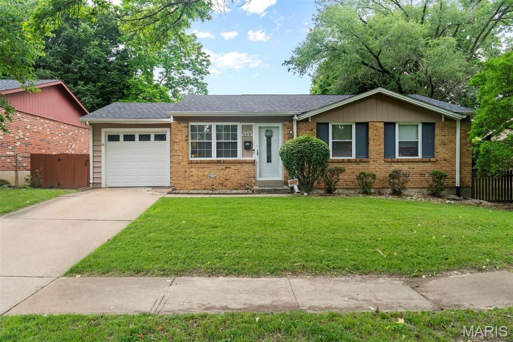 2153 Northern Limits Drive , Florissant, MO 63031 Main Photo