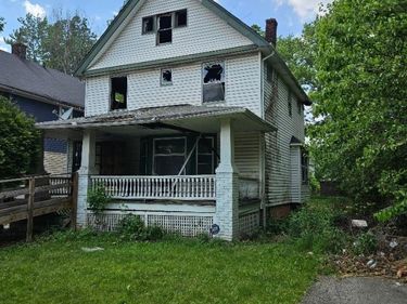 14319 Elm Avenue, East Cleveland, OH 44112