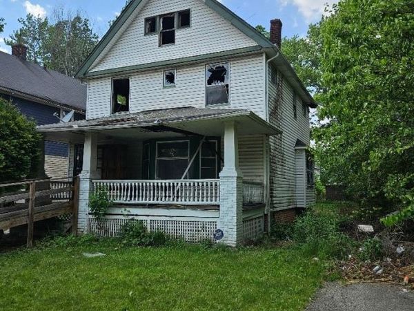 14319 Elm Avenue , East Cleveland, OH 44112
