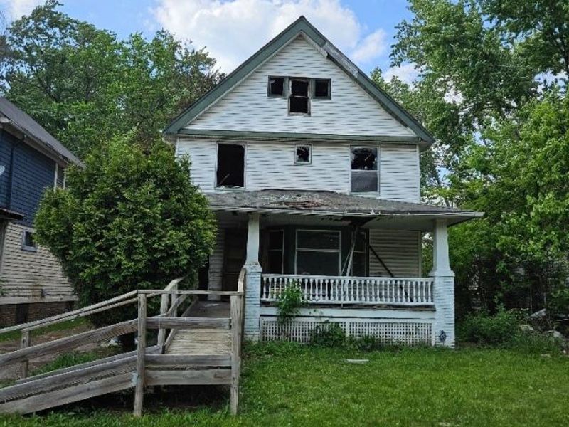 14319 Elm Avenue , East Cleveland, OH 44112 Photo 2
