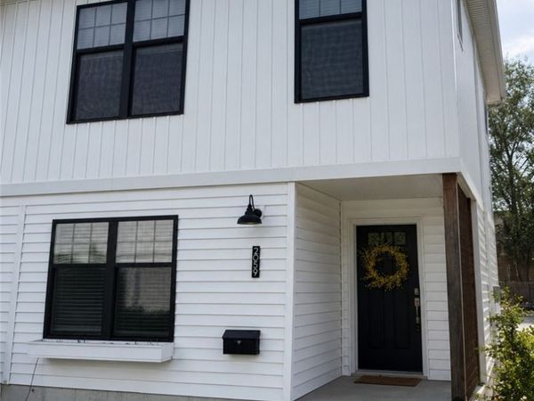 2059 W 34th Place, Cleveland, OH 44113