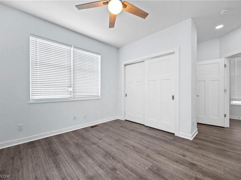 2059 W 34th Place, Cleveland, OH 44113 Photo 24