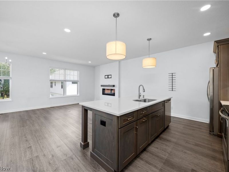 2059 W 34th Place, Cleveland, OH 44113 Photo 8