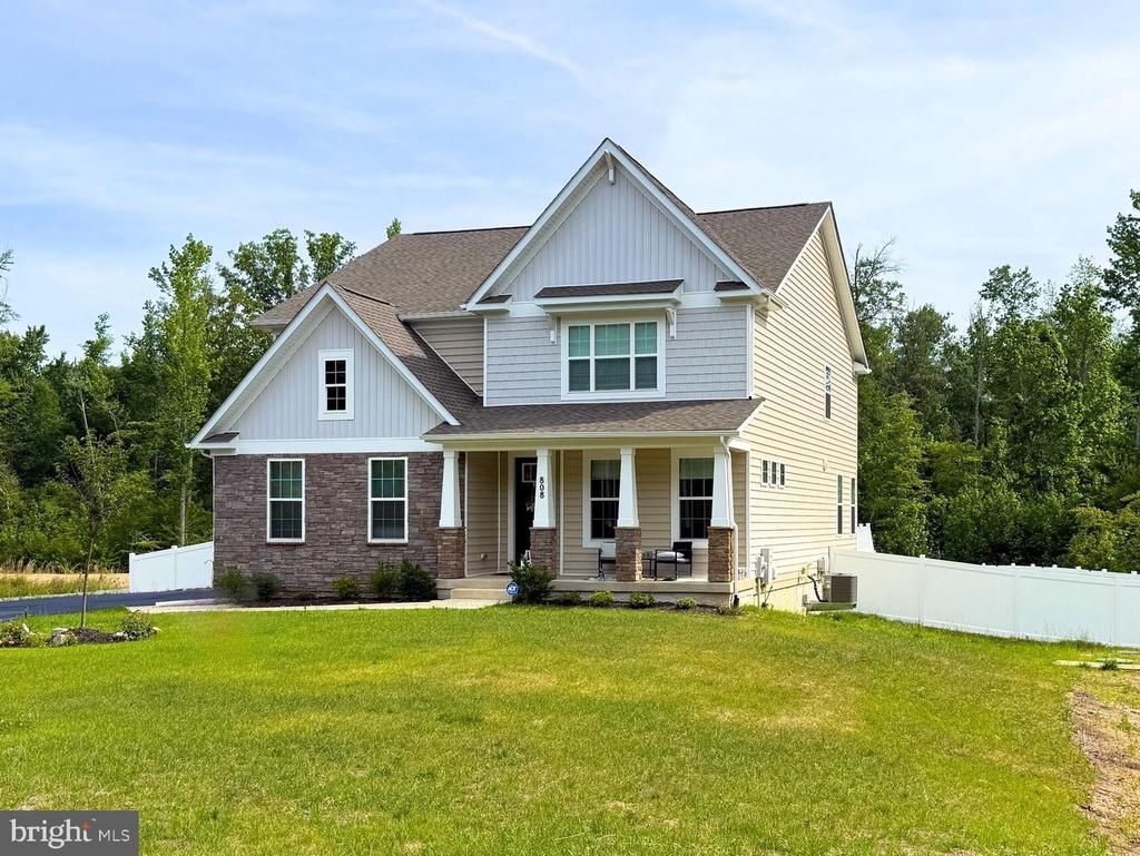 808 Long Meadow Drive, Fredericksburg, VA 22406 Main Photo