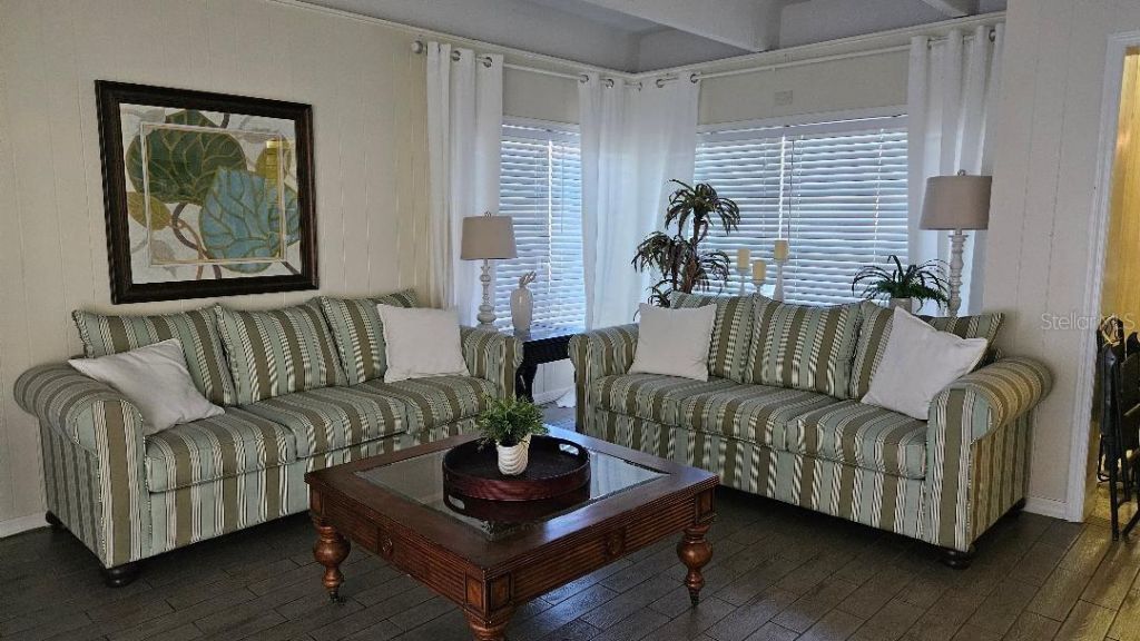 9815 47th Avenue N, Unit 303, Saint Petersburg, FL 33708 Photo