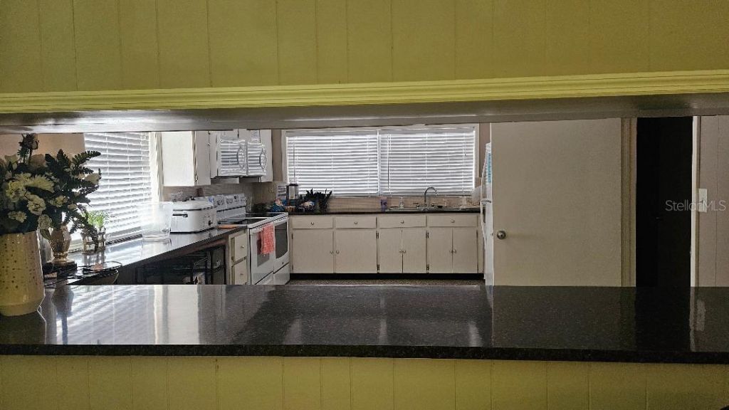 9815 47th Avenue N, Unit 303, Saint Petersburg, FL 33708 Photo