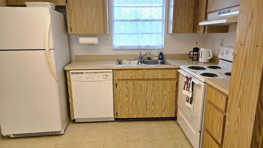 9815 47th Avenue N, Unit 303, Saint Petersburg, FL 33708 Photo