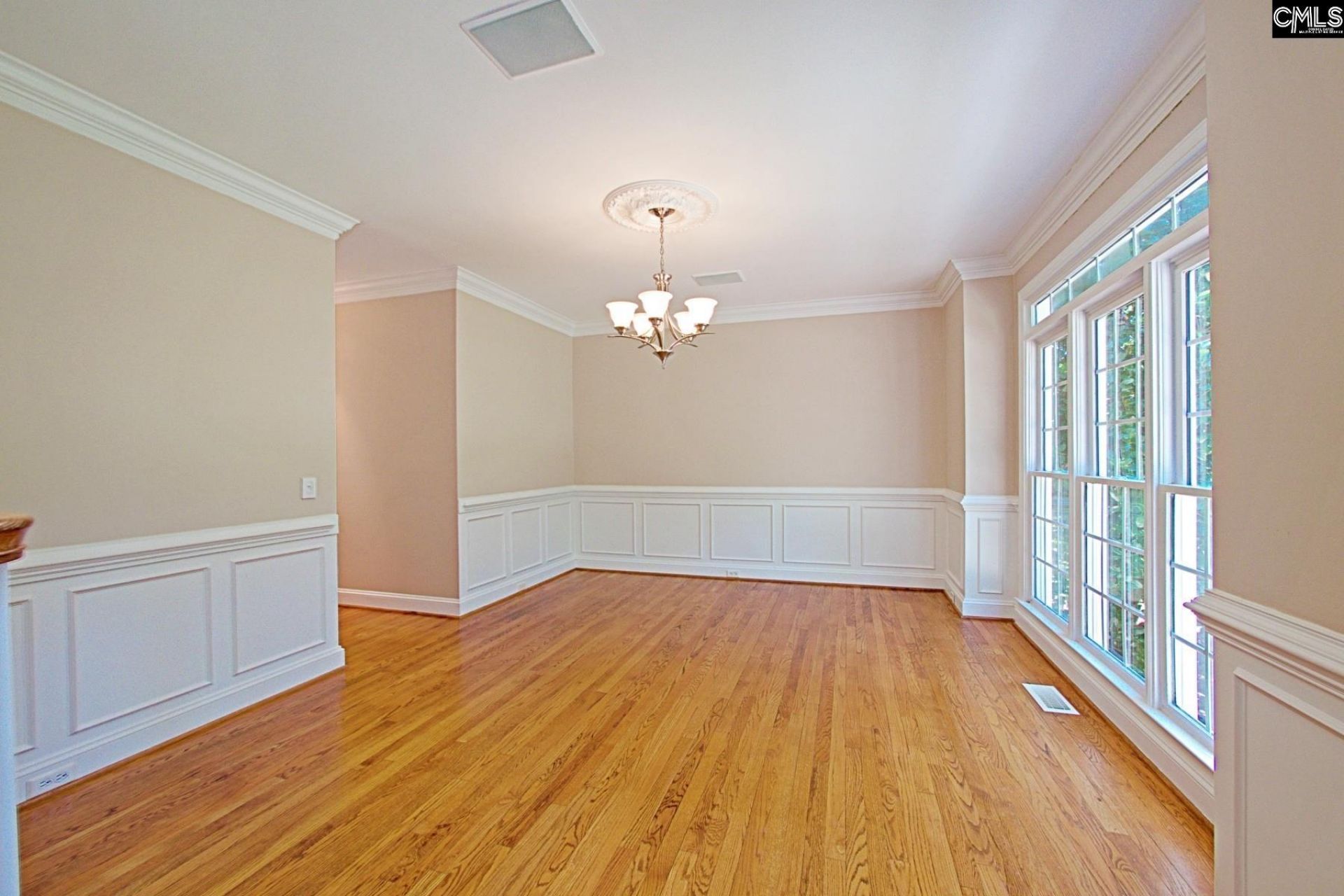 1 Oakmist Ct  Photo 4