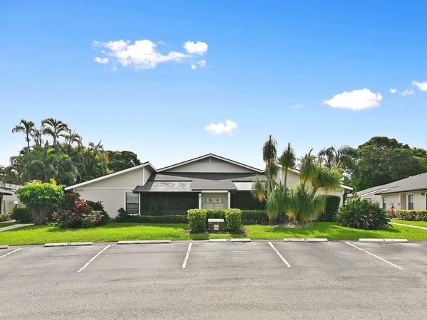 4383 Willow Pond Circle, West Palm Beach, FL 33417