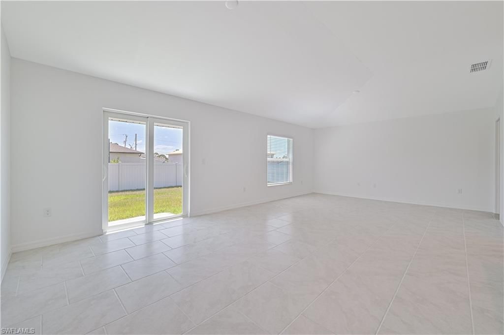 2901 SW 18th Pl, Cape Coral, FL 33993 Photo