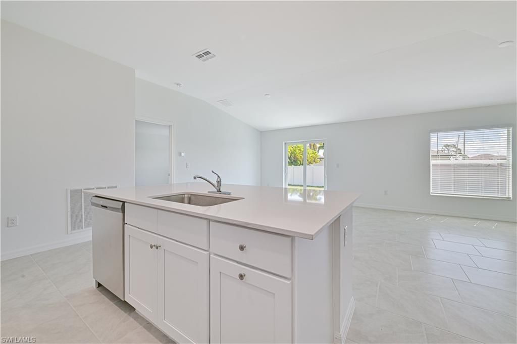 2901 SW 18th Pl, Cape Coral, FL 33993 Photo