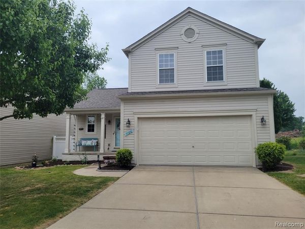 5100 Meadow Crest Circle, Grand Blanc Twp, MI 48442