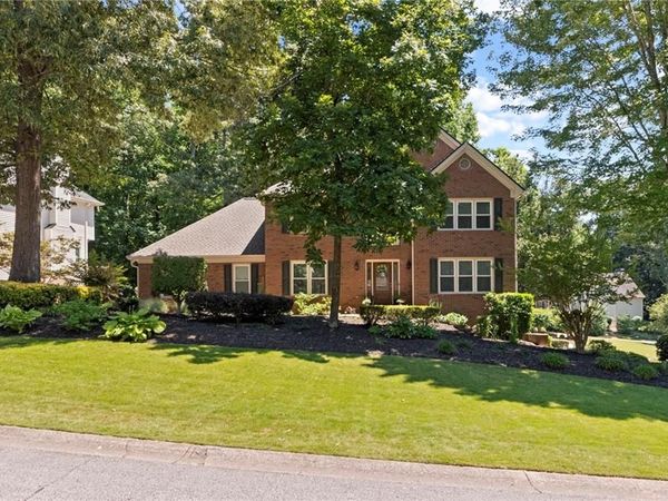 6053 Braidwood Close, Acworth, GA 30101