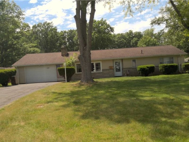 147 Georgette Drive, Grafton, OH 44044 Photo 2