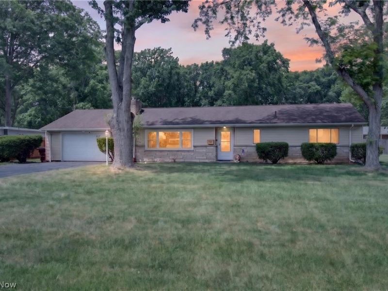 147 Georgette Drive, Grafton, OH 44044 Photo 2
