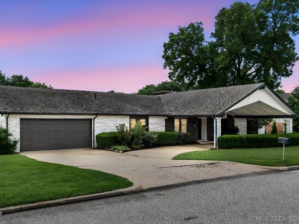8309 Shadowood Avenue, Broken Arrow, OK 74011