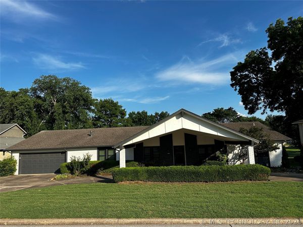 8309 Shadowood Avenue , Broken Arrow, OK 74011