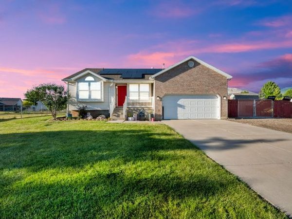 918 W 1600 N, Harrisville, UT 84404