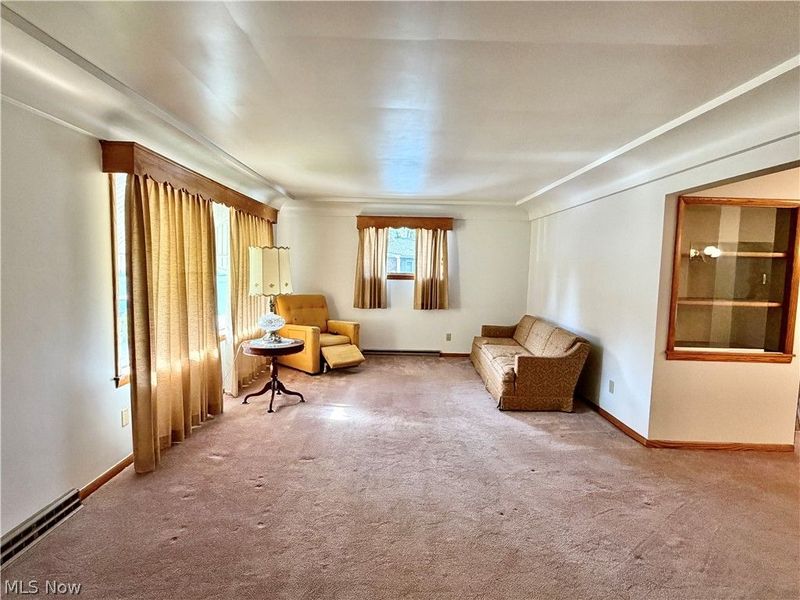 860 Adelaide Avenue NE, Warren, OH 44483 Photo 3