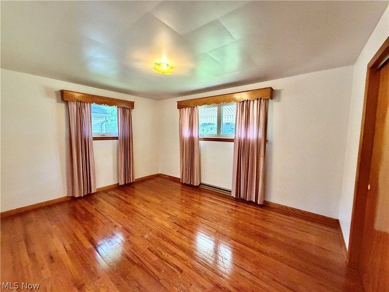 860 Adelaide Avenue NE, Warren, OH 44483 Photo 9
