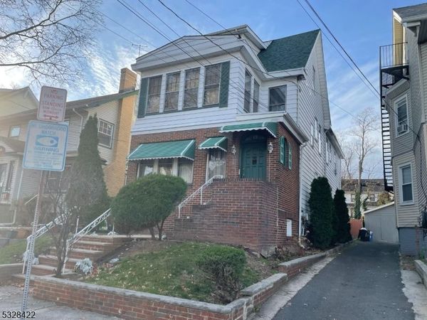 47 Montrose St, Newark, NJ 07106