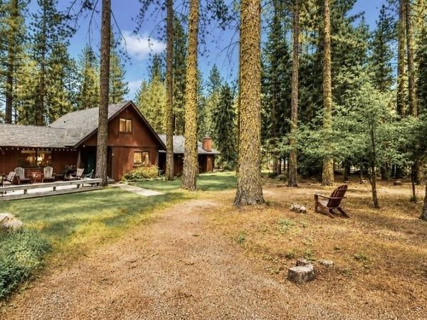 204 Poplar Valley Road, Blairsden, CA 96103