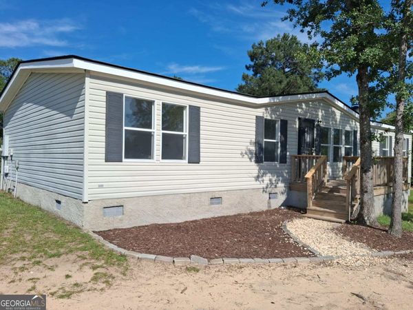 393 Tucker Road, Lizella, GA 31052
