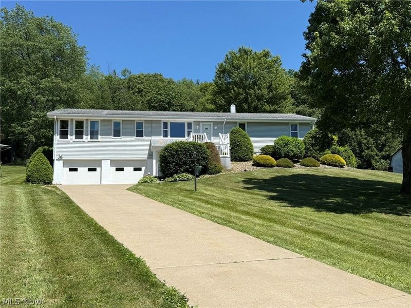 4223 Blacksnake Hill Road NE, Dover, OH 44622 Photo 1