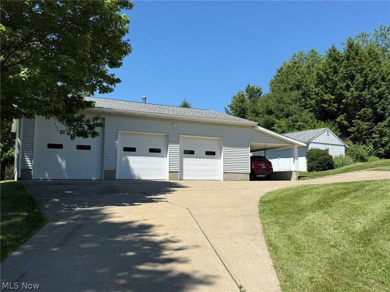 4223 Blacksnake Hill Road NE, Dover, OH 44622 Photo 2