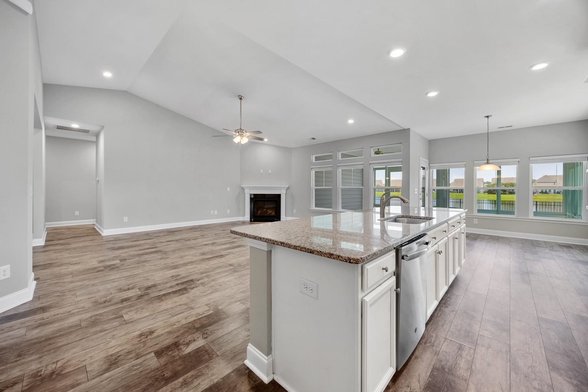 752 Cherry Blossom Dr.  Photo 17
