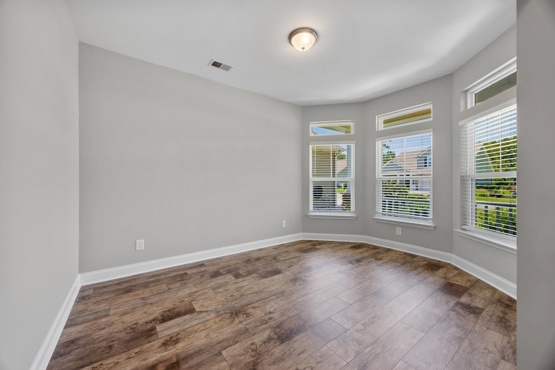 752 Cherry Blossom Dr.  Photo 21