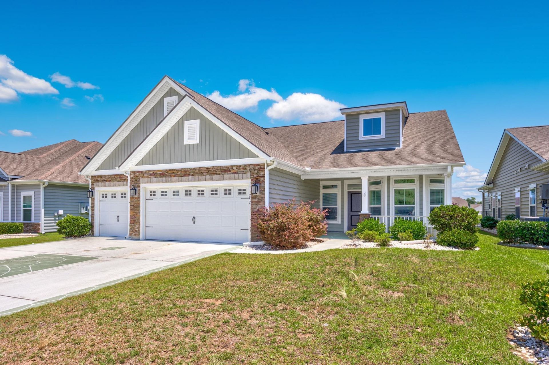 752 Cherry Blossom Dr. Photo 3