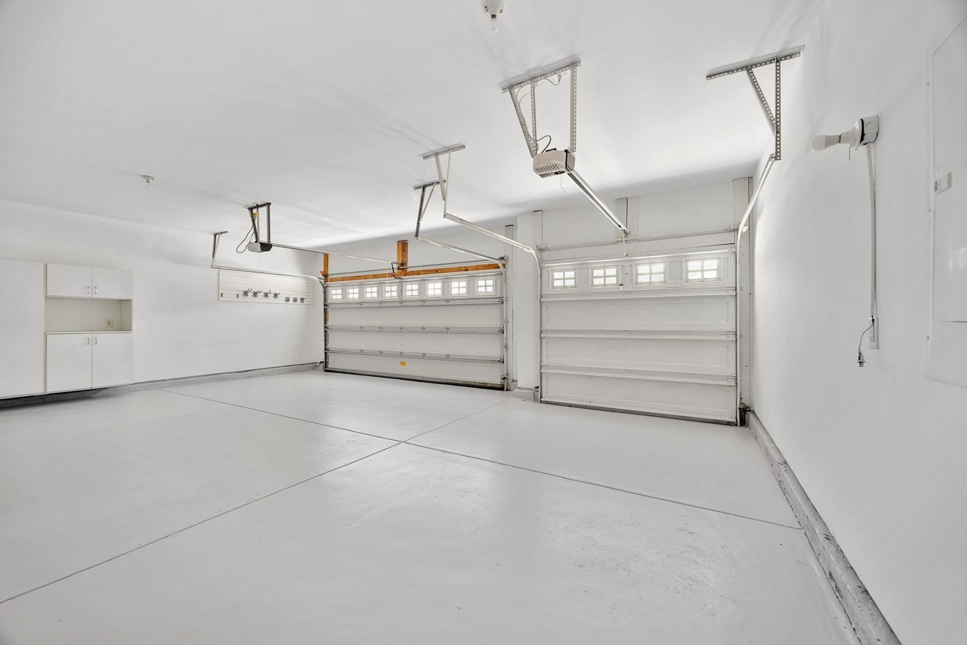 752 Cherry Blossom Dr. Photo 32