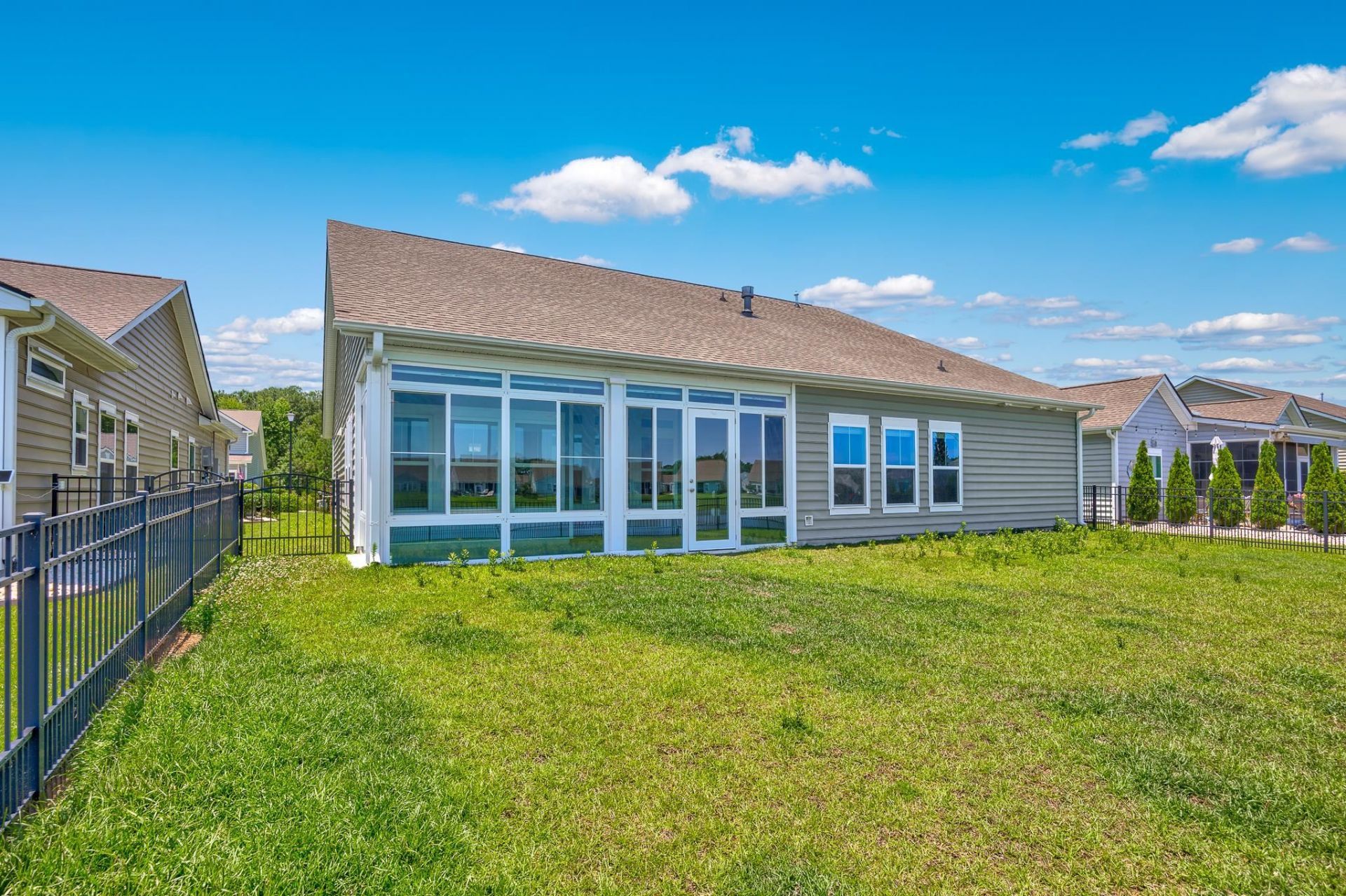 752 Cherry Blossom Dr. Photo 41