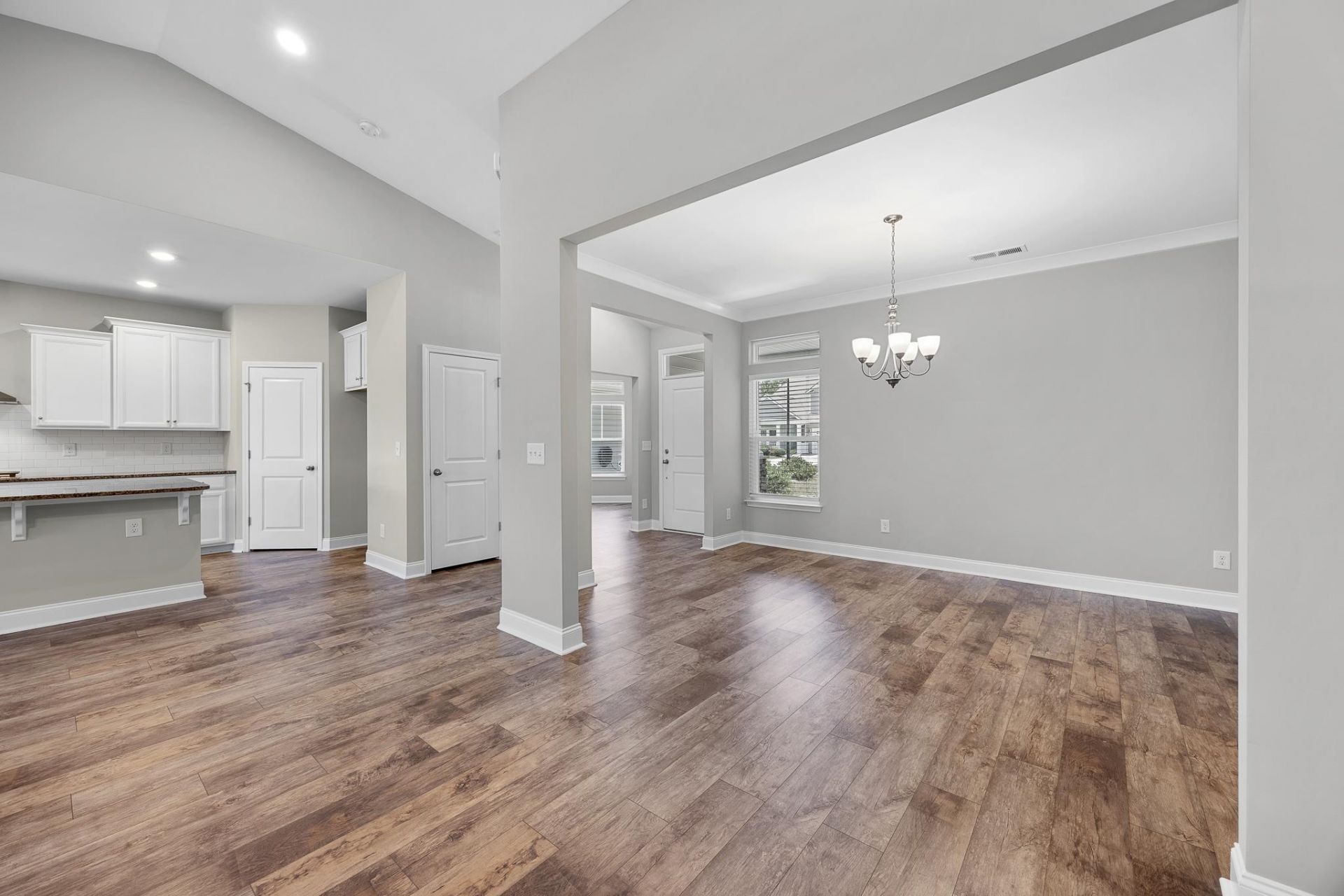 752 Cherry Blossom Dr.  Photo 9